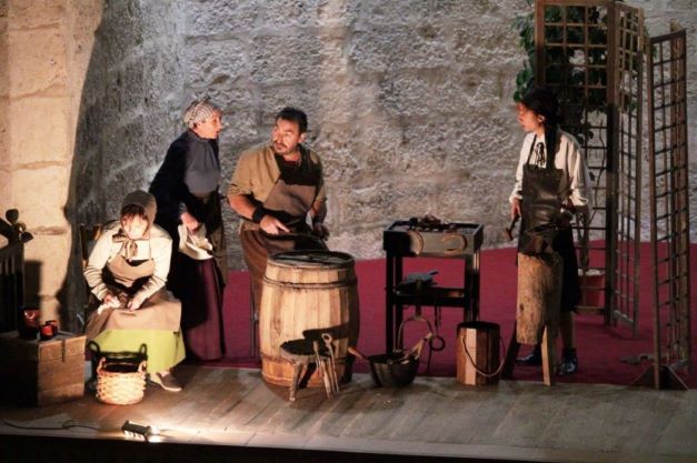 Kambalache Teatro: Cuarto puesto en la 38 Muestra de Teatro Provincial de la Diputación de Valladolid actuará en el Teatro Zorrilla